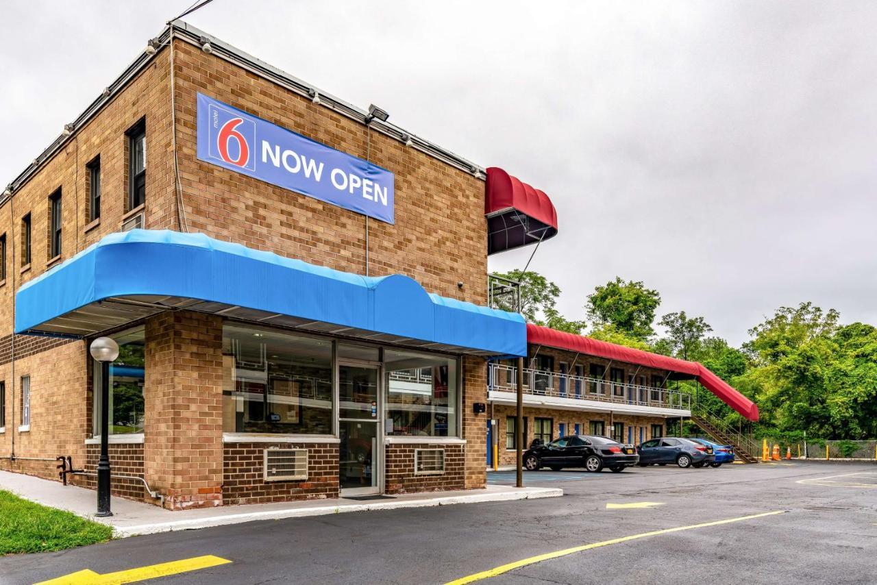 Motel 6-Elmsford, Ny - White Plains Eksteriør bilde