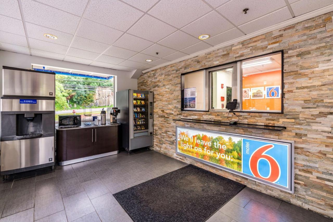 Motel 6-Elmsford, Ny - White Plains Eksteriør bilde